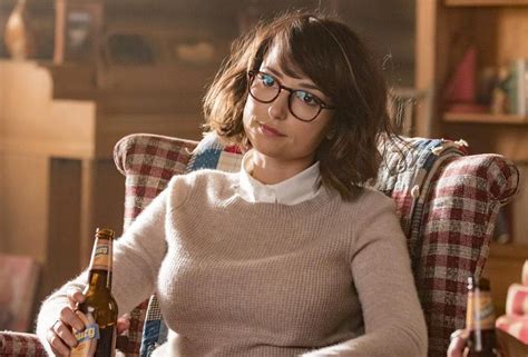 In 2013, Milana Vayntrub, a 26-year-old actress, tried out for the role of a cheerful store employee in a national commercial. “I dressed like I imagined a friendly girl would dress,” Vayntrub .... 