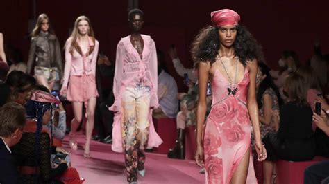 Milano Fashion Week 2024: calendario e eventi sfilate PE 2024