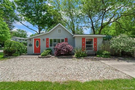Milford mi homes for sale. Search MLS Real Estate & Homes for sale in Milford, MI, updated every 15 minutes. See prices, photos, sale history, & school ratings. ... Real Estate One-Milford MLS# 20240024102 House. 630 Knight Street, Milford, MI $249,000 3 beds 1 baths 947 sqft 8,712 sqft lot Trashed 27 photos 