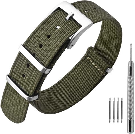 Military watch straps amazon.  And it&rsquo;s not hard to see why: a NATO is cheap, it&rsquo;s d...