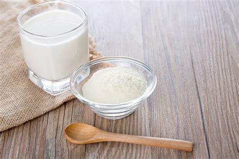 Milk powder substitute. If the recipe requires dried milk, follow the recommendations: 1 cup dried powdered milk + 4 cups water = 4 cups of milk. ½ cup dried powdered milk + 2 cups water = 2 cups of milk. ¼ cup dried powdered milk + 1 cup water = 1 cup milk. 1 tablespoon dried powdered milk + ¾ cup water= ¾ cup milk. 1 tablespoon powder milk + ¼ cup water = ¼ ... 