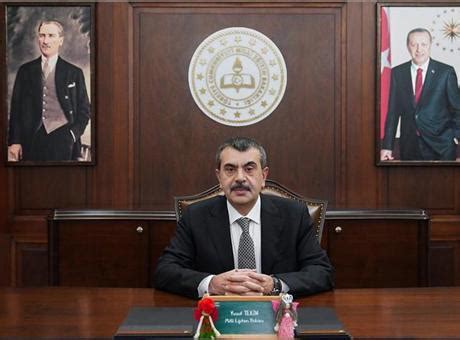 Milli Eğitim Bakanı Tekin'den 'Yarıyıl tatili' mesajı.