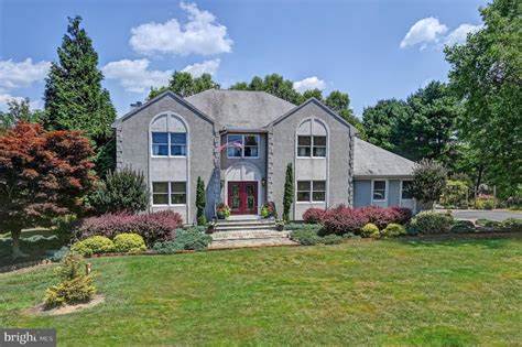 Millstone nj homes for sale. The listing broker’s offer of compensation is made only to participants of the MLS where the listing is filed. Zillow has 29 photos of this $590,000 3 beds, 3 baths, 1,400 Square Feet single family home located at 490 Stagecoach Road, Millstone Township, NJ 08510 built in 1950. MLS #22327399. 
