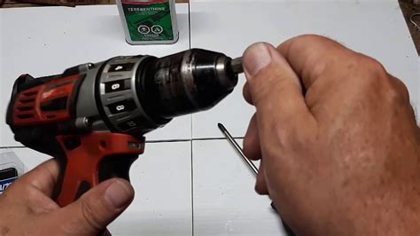 Milwaukee Cordless Drill Repair - How to Replace the 1/2 Chuck