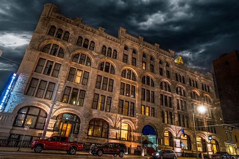 Milwaukee Ghost Tour - US Ghost Adventures