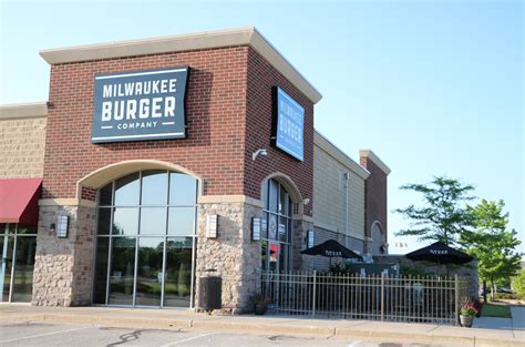 Milwaukee burger company. Things To Know About Milwaukee burger company. 
