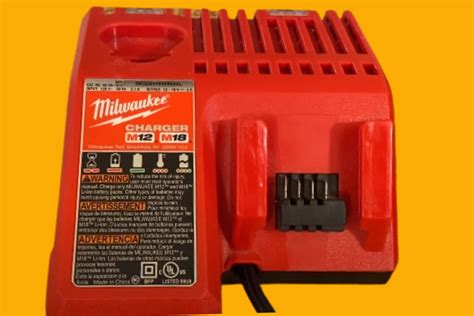 Milwaukee charger flashing green and red. In this video I show how to fix a Milwaukee battery that will not charge with the red and green lights blinking 