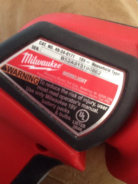 milwaukee electric tool corporation 13135 w. lisbon rd., brookfield, wi 53005 drwg. 2 specify catalog no. and serial no. when ordering parts revised bulletin date service parts list starting serial no. bulletin no. catalog no. wiring instruction 0