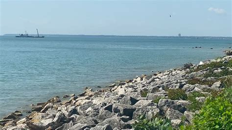 Milwaukee suburb delaying start of Lake Michigan water withdrawals to early October