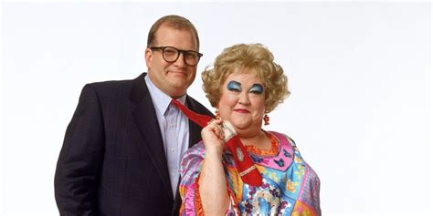 Mimi on drew carey show. Kathy Kinney is an American actress and comedian. After appearing as Prudence Godard on the CBS sitcom Newhart (1989–1990), she achieved fame with her portrayal of Mimi Bobeck on ABC's The Drew Carey Show (1995–2004). Her film credits include Parting Glances (1987), Scrooged (1988), Three … See more 