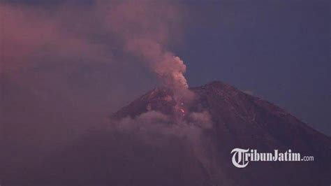 Mimpi gunung meletus mengeluarkan lahar togel. Togel hongkong senin.