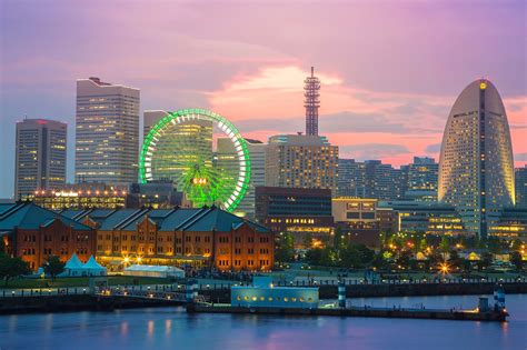 Minato Mirai 21 - Yokohama Travel - japan-guide.com