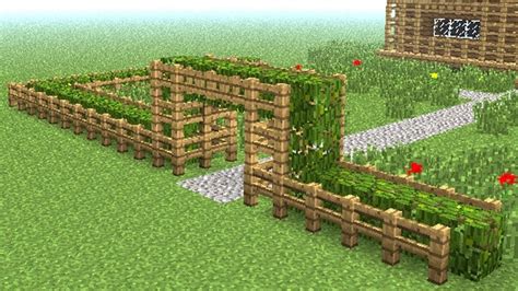 1 Craft at least six wood planks. You'll need six planks of the same wood to create the fence. Different types of wood will produce different color fences. You can get four wood planks from a single wood block by placing it in the center of your crafting table grid. You'll be using four of the planks for the fence and two to create sticks. 2. 