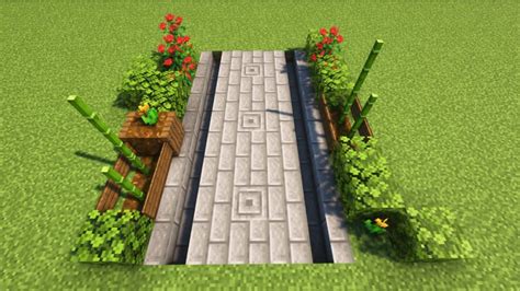 Overall, this charming Minecraft path is perfect for your medieval 