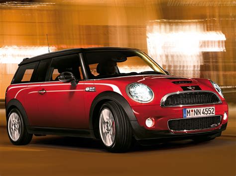 Mini Cooper S Photos and Premium High Res Pictures - Getty Images