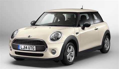 Mini one. Jan 2, 2023 · The MINI One weighs a stated 1215 kg at the kerb. The MINI One is said to be able to achieve a top speed of 193 km/h (120 mph), officially stated fuel consumption figures are 6.2/4.4/5.0 l/100km urban/extra-urban/combined NEDC, and carbon dioxide emissions are 116.0 g/km. Full specs 