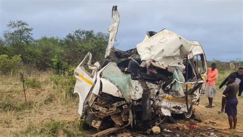 Minibus taxi crashes head on with truck in Zimbabwe, leaving 22 dead