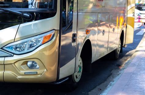 Minivan vs Bus Collision on Main Street Kills Two [Los Angeles, CA]