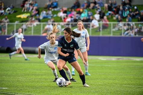 Minnesota Aurora off to steamrolling start with 5-0 win over Rochester FC