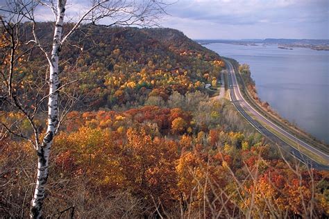 Minnesota Discovery Areas - Driftless Karst Trail