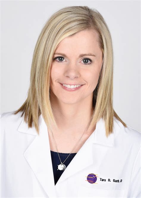Minnesota eye consultants. Dr. Davis is an attending surgeon and partner of Minnesota Eye Consultants. She is also an adjunct assistant clinical professor at the University of Minnesota. She is a member … 