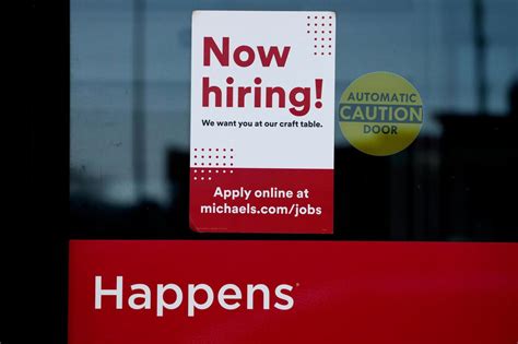 Minnesota outpaces nation in job growth, adds 9,500 jobs in November
