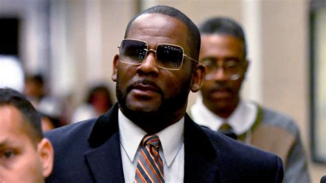 Minnesota prosecutors drop state sex charges against R&B singer R. Kelly, citing federal convictions