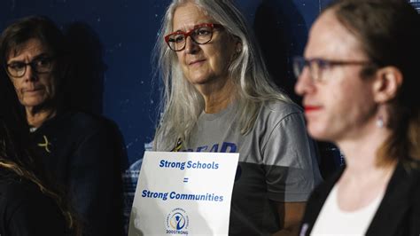 Minnesota teachers union, advocacy groups warn of ‘extremist’ school board candidates