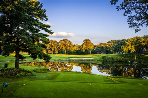 Minnesota valley country club. Winter Hours: Tuesday-Friday: 8am to 9pm. Saturday: 5pm to 10pm . Sunday-Monday: Closed 