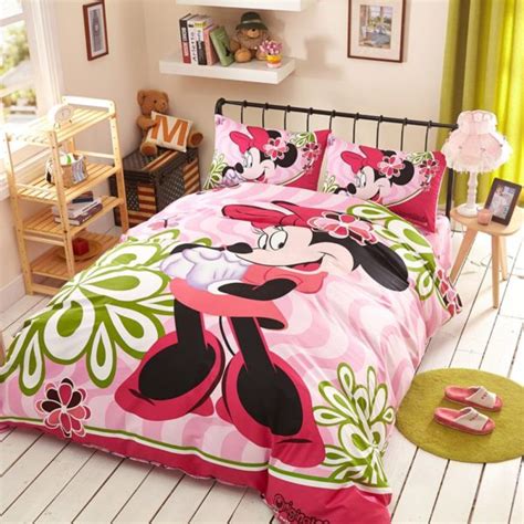 Description. Transform your room with this Minnie mouse dots full bed set. Set includes a reversible comforter, fitted sheet, flat sheet, and pillowcases. The comforter features the sassy Minnie mouse surrounded by fun polka dots, while the reverse is a pretty pink ground printed with bows. The coordinating sheet set is printed with pink polka ...
