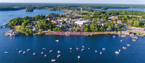 The Minocqua area is a wonderland for outdoor enthusiasts, with an abundance of hiking, biking, and paddling opportunities. Whether you're a seasoned adventurer or a first-time explorer, download our Up North & Outdoors Experience Pass, explore popular trails & lakes, & earn cool prizes. Let's get outside and enjoy the great outdoors.. 