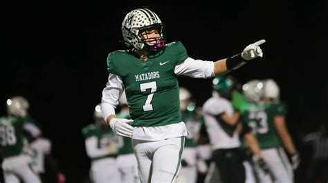 Miramonte airs it out in NCS Division V championship victory: “It’s awesome, just awesome”