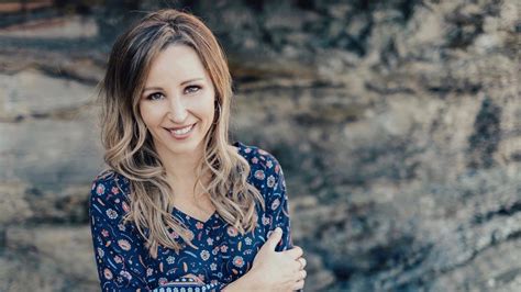 Miriam Webster--Worship Leader - Christian Forums