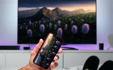 Mirroring phone to tv. Method 1: Use Smart View to Mirror Phone to TV. Step 1: Make sure your smart TV and Samsung Galaxy phone or tablet are connected to the same Wi-Fi network. Step 2: On your Samsung Galaxy phone ... 