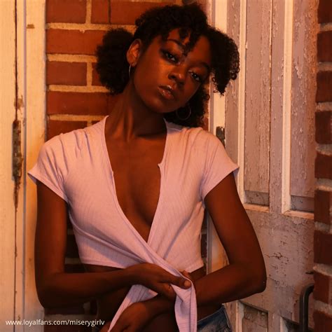 😈 [SEX VIDEO] Miserygirlv Leaks