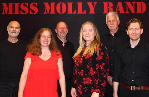 Miss Molly Band Bandet