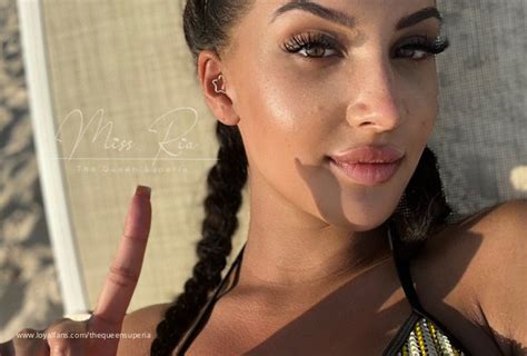 💋 [SEX VIDEO] Miss Ria Leaked