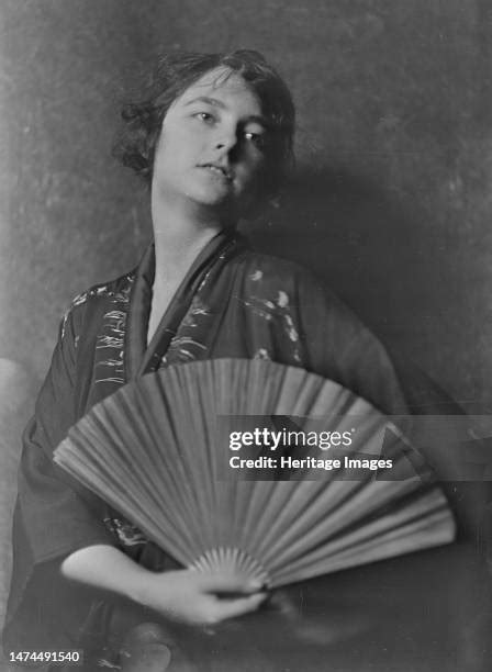 Miss_Eleanor Onlyfans Leak XXX 🍌 52 Vids