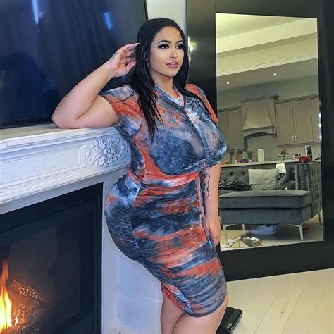 Miss Diamond Doll is a Canadian Curvy Plus-sized Model, Instagram Star, Hook-up Expert, Brand Ambassador and a digital Creator who rose to fame through her w...