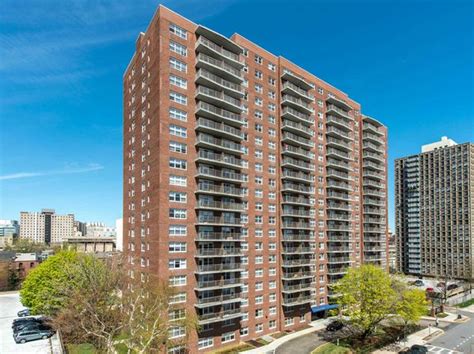 Mission hill apartments boston. 90 Saint Botolph Street, Boston, MA 02116. 1 /12. $2700 - $3000. 1-1 Bed Available Now. Email Property. (800) 644-5012. View CityView at Longwood Apartments in Boston, MA For Rent using our extensive apartment database. View photos, floor plans, maps and prices. Get the best deals and offers listed in our online portal. 