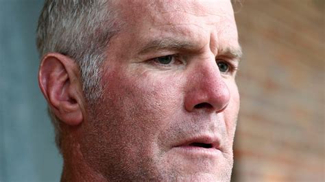 Mississippi Supreme Court won’t remove Favre from lawsuit over misspent welfare money