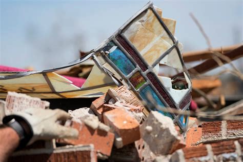 Mississippi death toll from March tornado climbs to 22