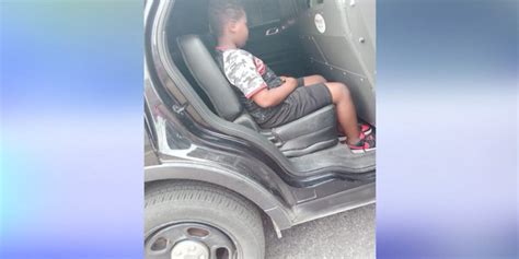 Mississippi officer out of job after 10-year-old is taken into custody for urinating in public