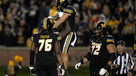 Missouri’s Cody Schrader goes from D-II star to folk hero in leading Tigers to the Cotton Bowl