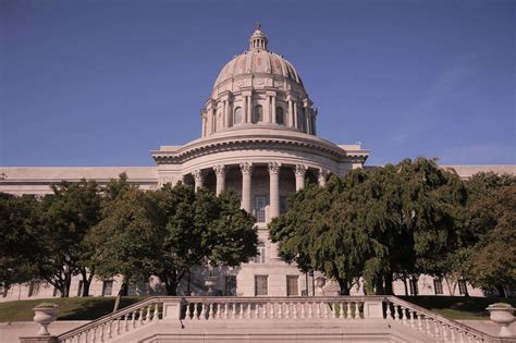 Missouri Senate OKs higher bar for constitutional changes
