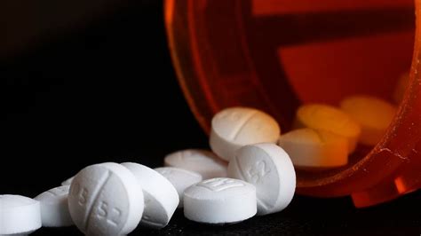 Missouri launches a prescription drug database to help doctors spot opioid addictions