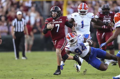 Missouri tries to remain in thick of SEC East race with South Carolina coming to town
