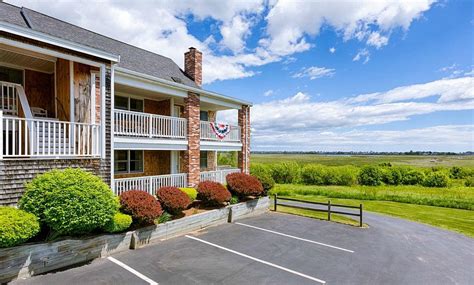 Misty harbor resort wells maine. Book Misty Harbor Resort, Wells on Tripadvisor: See 1,071 traveler reviews, 87 candid photos, and great deals for Misty Harbor Resort, ranked #3 of 29 hotels in Wells and rated 4.5 of 5 at Tripadvisor. 