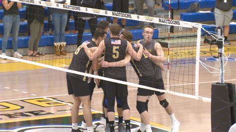With the win, Ball State remains atop of the MIVA standings with an overall record of 17-8 and a league mark of 10-2 while Purdue Fort Wayne drops to 11-10 on the year and 5-7 in conference action. ... The Ball State men's volleyball team will play two matches on the road next week at Lewis starting Thursday night. First serve is at 8 pm ET.