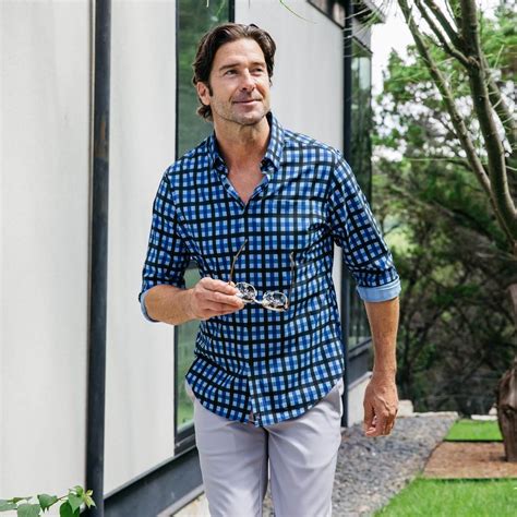 Mizzen and main. Mizzen+Main offers a variety of men's clothing and accessories, including dress shirts, blazers, pants, polos, sweaters, and more. Browse the shop all collection and find your … 